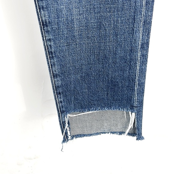 Citizens of Humanity Liya Troublemaker Hi-Lo Hem Classic Fit Jeans - Picture 6 of 10